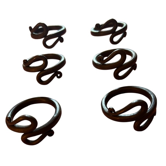 Set of 6 Metal Napkin Rings - Picture 2 of 2